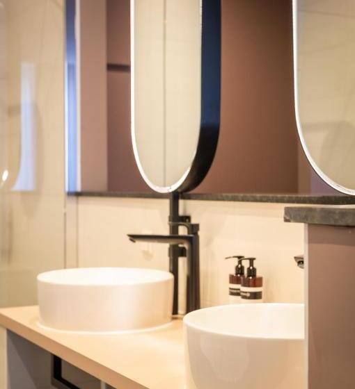 مجموعه ویستا شهر, Halbert