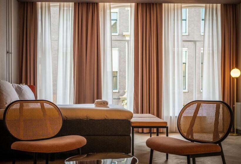 اتاق استاندارد, Halbert