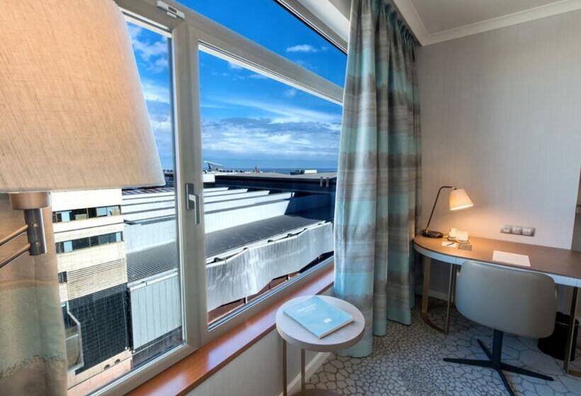 Номер Deluxe, Hilton Diagonal Mar Barcelona