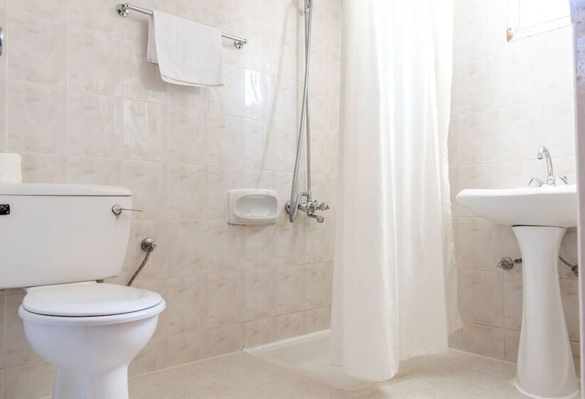 חדר סטנדרט לארבעה, King S