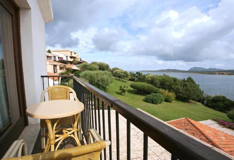 Полулюкс Вид на Море, Palumbalza Porto Rotondo