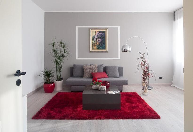 Полулюкс, Roero Park