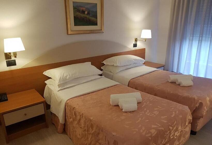 Номер Стандарт, Roero Park