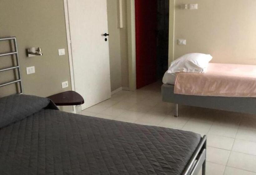 Номер Стандарт Трехместный, Garni Santa Caterina