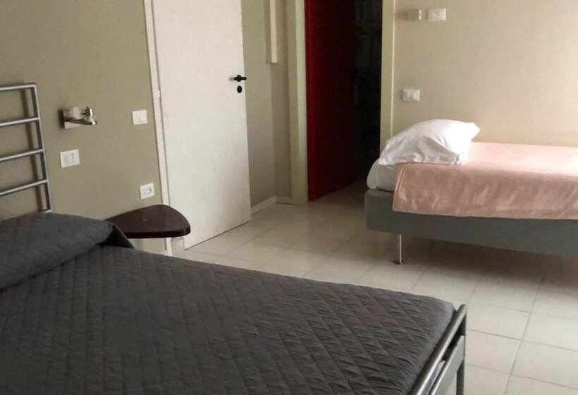 Номер Стандарт Трехместный, Garni Santa Caterina