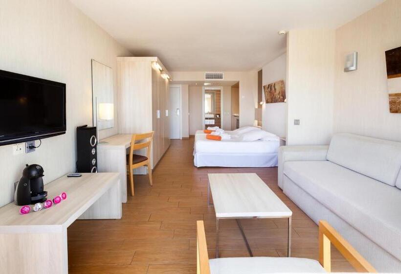 جناح جونيور, Thb Lanzarote Beach