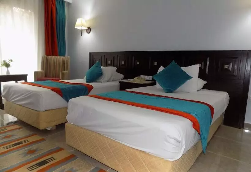 اتاق استاندارد با چشم‌انداز باغ, Turquoise Beach