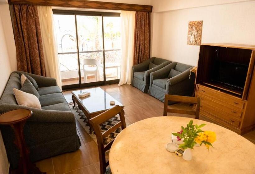 شقة غرفتين, Turquoise Beach