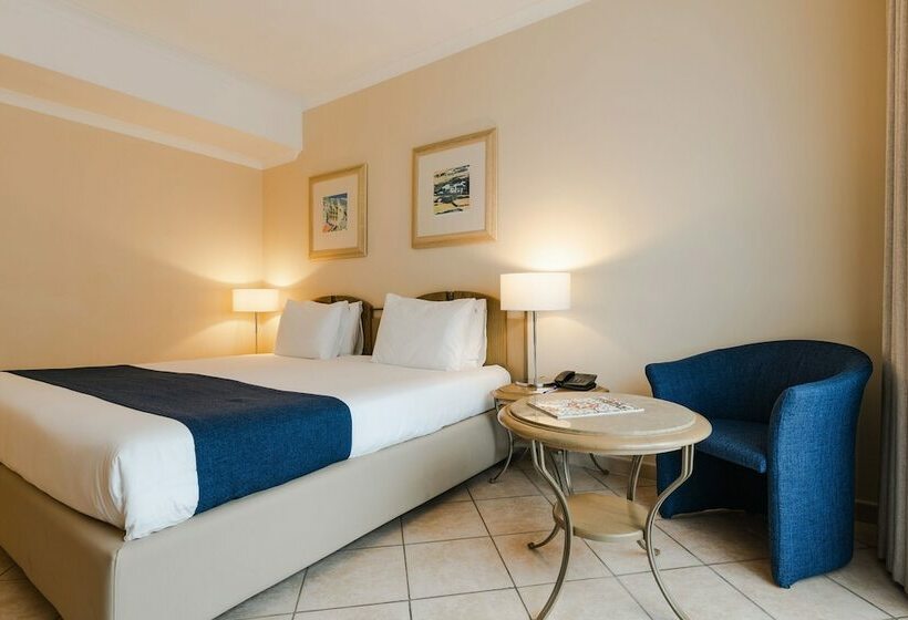اتاق استاندارد با بالکن, Maritim Antonine Hotel & Spa
