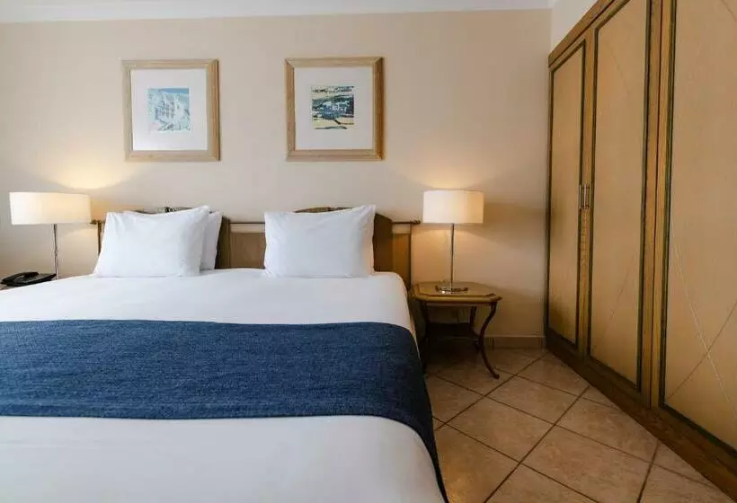 庭の見えるジュニアスイート, Maritim Antonine Hotel & Spa