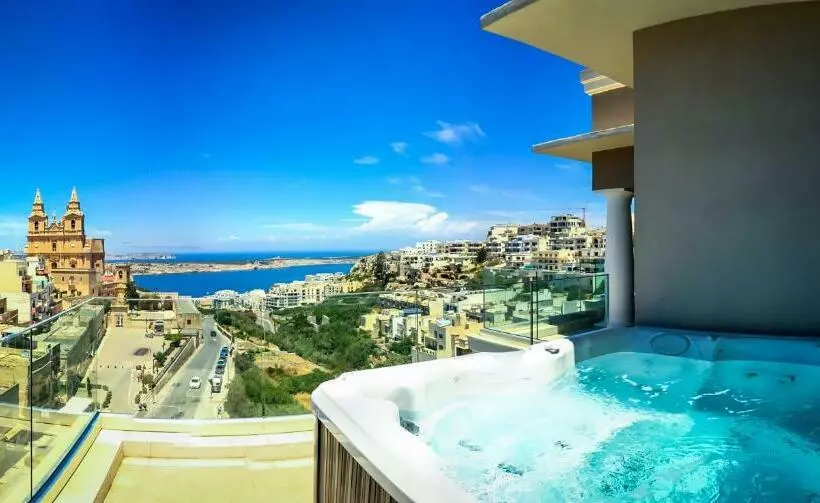 ハイドロマッサージバス付きスイート, Maritim Antonine Hotel & Spa