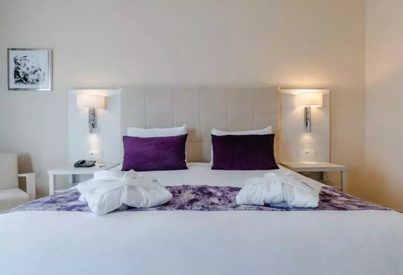 ハイドロマッサージバス付きスイート, Maritim Antonine Hotel & Spa