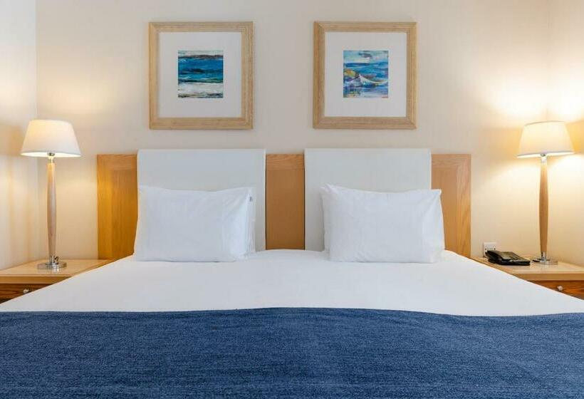 سوئیت جونیور خانوادگی, Maritim Antonine Hotel & Spa