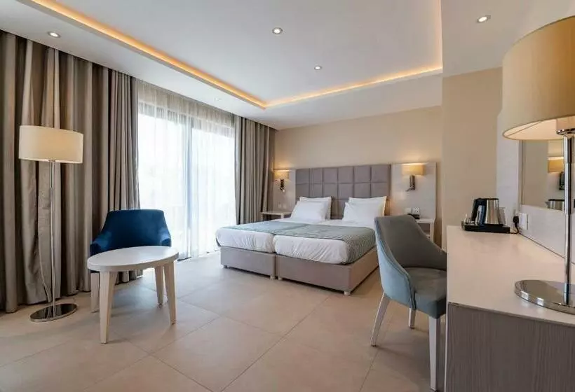 ガーデンビューデラックスルーム, Maritim Antonine Hotel & Spa