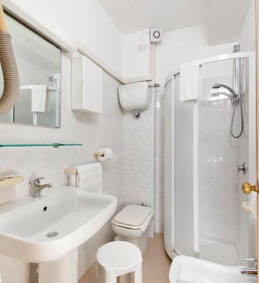 标准间带阳台, Albergo La Sirenella