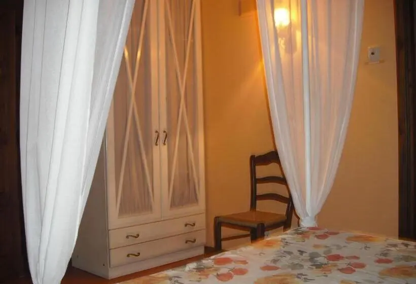 اتاق استاندارد, Casa De Oria