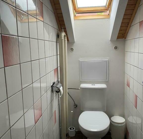 标准三人间, R Penzion