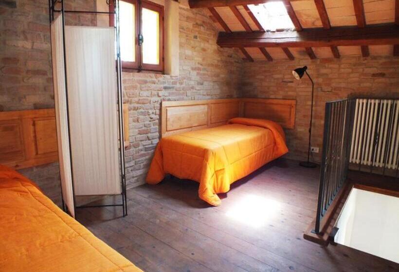 家庭房带园景, Agriturismo La Casa Della Lavanda  Il Casale