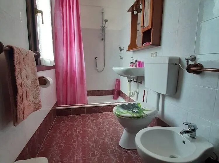 スタンダードルーム, B&b La Locanda Del Cinghiale