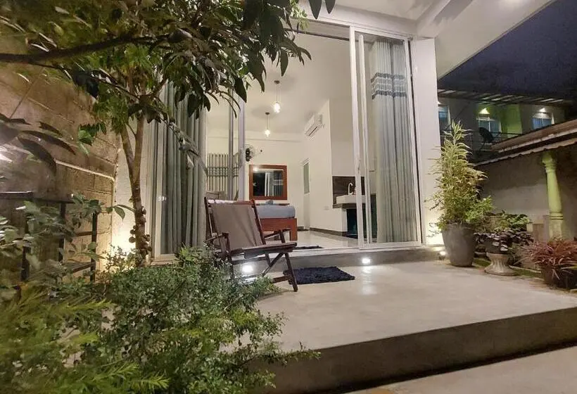 Standard-huone Puutarhanäkymä, Chen Villa   Near Airport