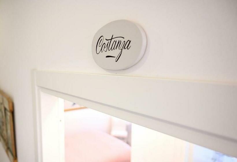 标准单人间, La Garampa