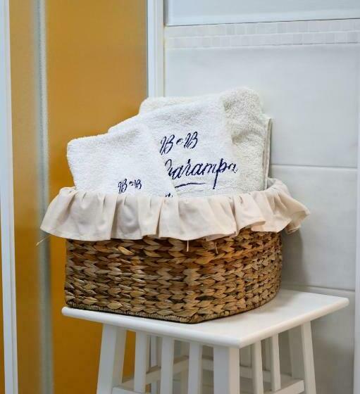 标准单人间, La Garampa