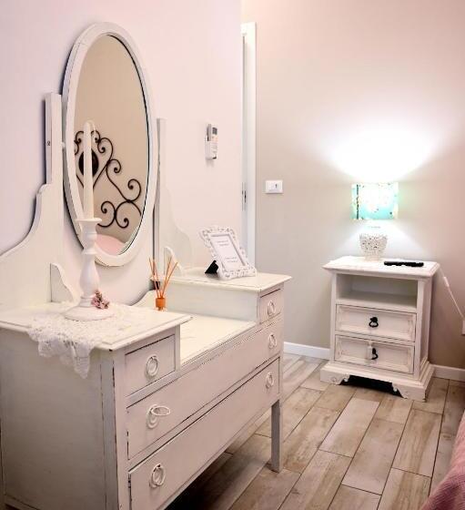 标准单人间, La Garampa