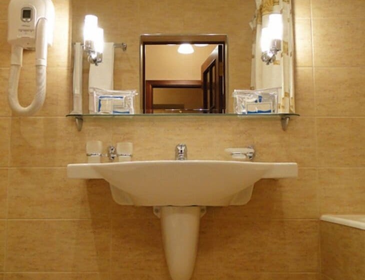 标准工作室, Brigantine