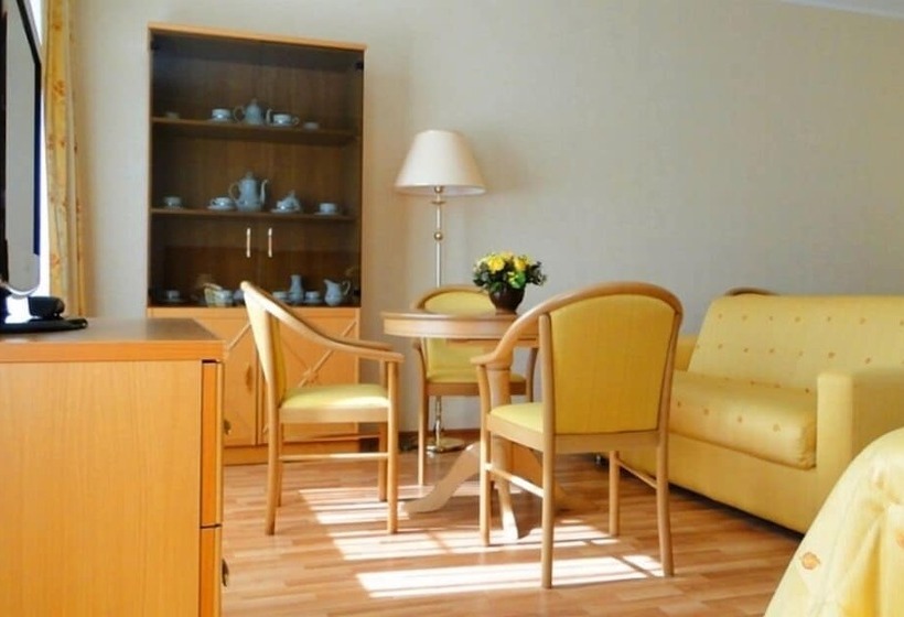 标准工作室, Brigantine