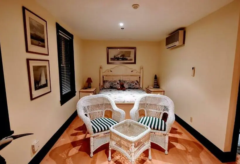 ジュニアスイート, The Burleigh Falls Inn & Suites