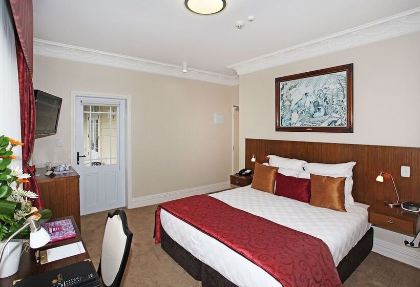 חדר פרמיום עם מרפסת, Tuakau