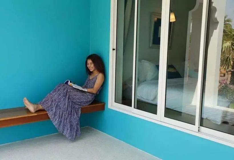 オーシャンビュースタンダードルームバルコニー付き, Meet The Sea Resort