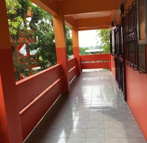 شقة غرفة نوم واحدة مزودة بشُرفة, Sj Apartment Ayutthaya