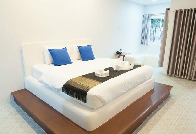 Chambre Standard Vue Piscine, Thongchai Resort