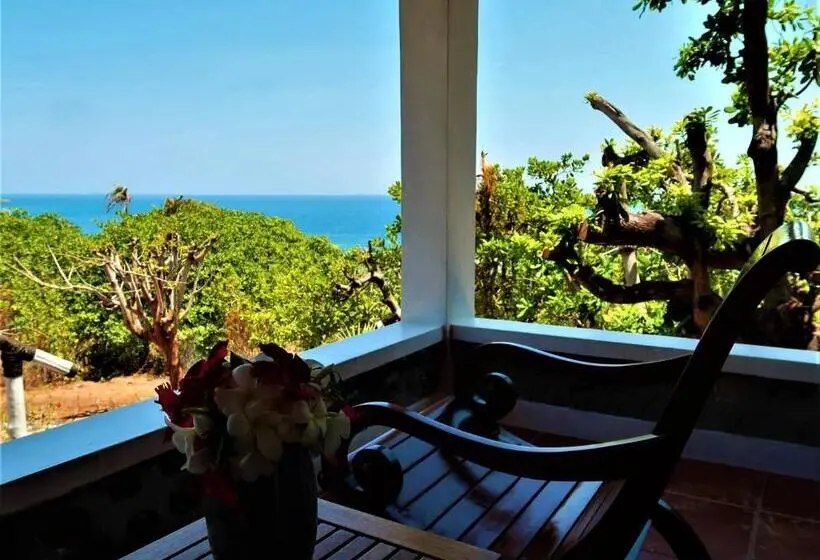 景色の見えるスタンダード４人部屋, Breve Azurine Lagoon Resort