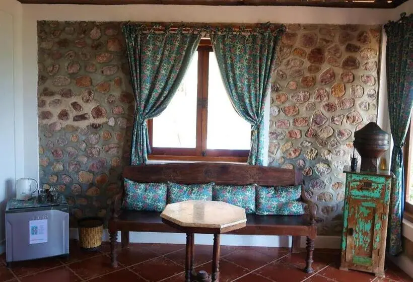 デラックスバンガロー, Breve Azurine Lagoon Resort