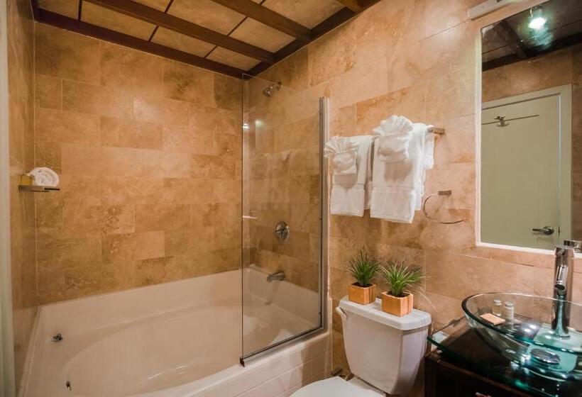 2 Bedrooms Apartment Lake View, Umaya Resort & Adventures