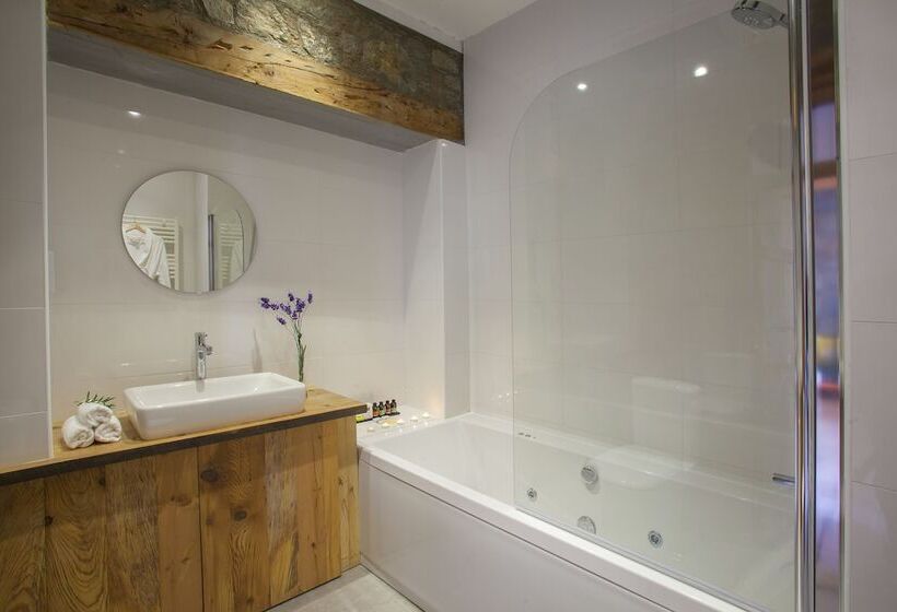 חדר סטנדרט, Lyhnos