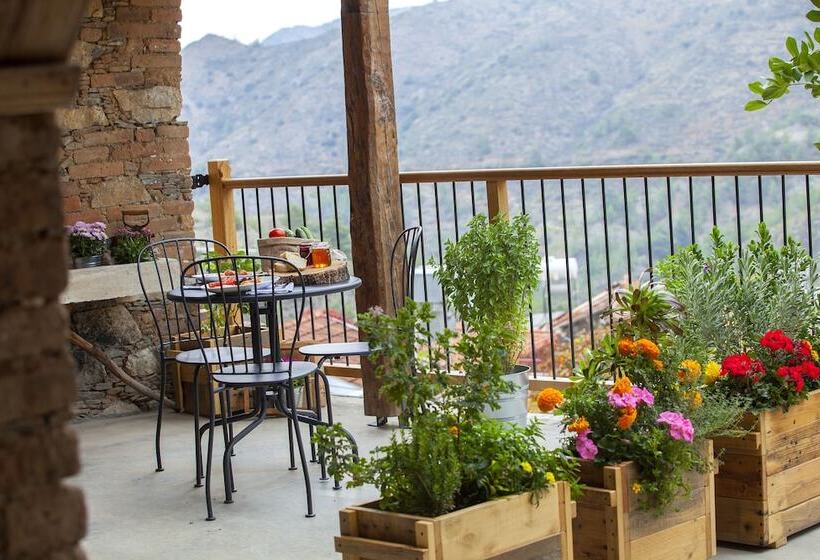 חדר דלוקס, Lyhnos