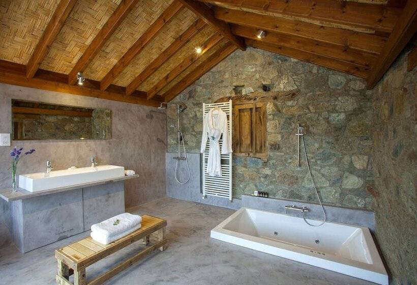 סוויטת ג'וניור, Lyhnos