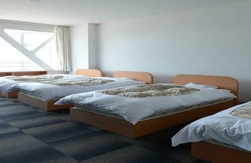 スタンダードスタジオ, Kibotcha Hostel