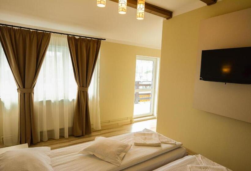 جناح, Pensiunea Sarmis