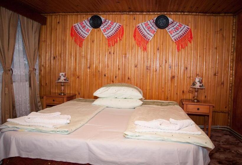 جناح, Pensiunea Sarmis