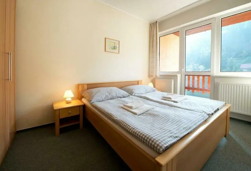スタンダード４人部屋, Horský Hotel Podjavorník
