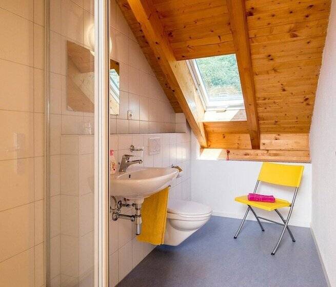 Quarto Estandar Individual Banheiro Compartilhado, Garni Maggia