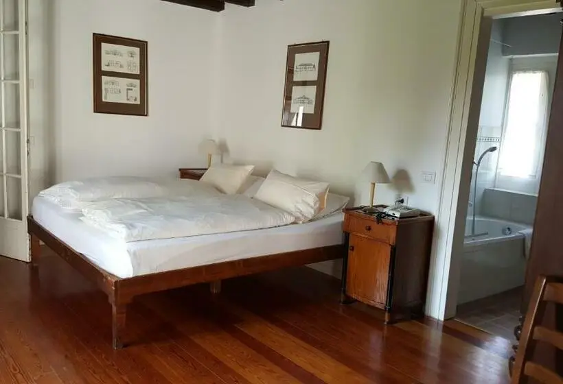 スーペリアールーム, Villa Di Tissano