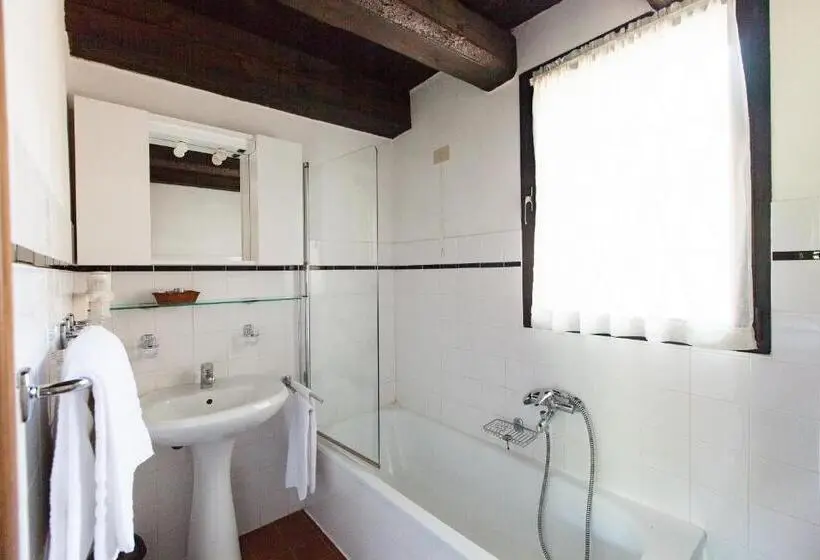 4ベッドルームアパートメント, Villa Di Tissano