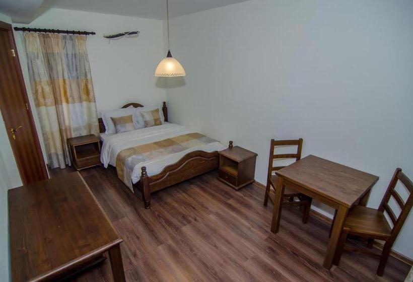 غرفة إقتصادية, Guest House Villa Elma