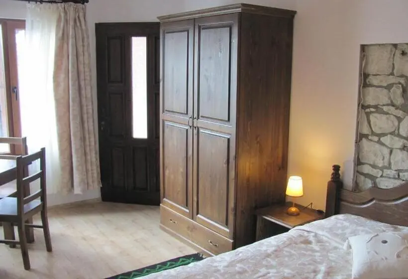 身障者適用キングサイズベッドルーム, Guest House Villa Elma