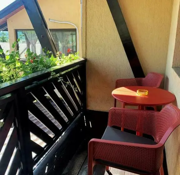 スタンダードルーム, Pensiunea La Bella Vista